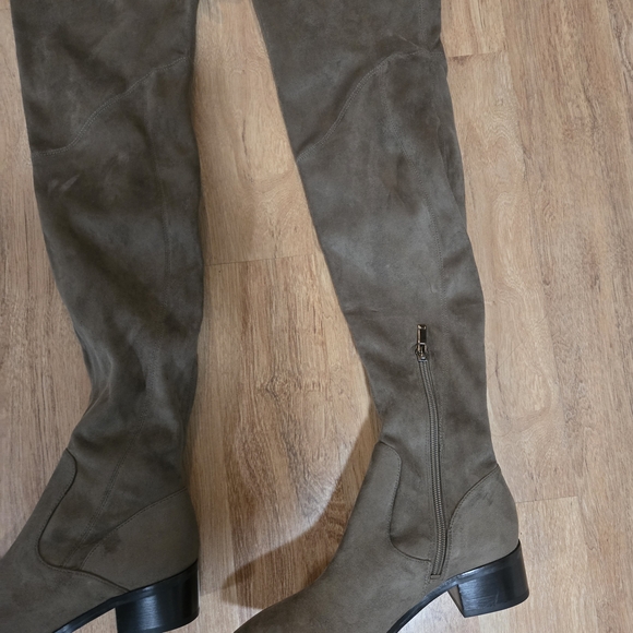 Marc Fisher Women's Brown YUNA Over-The-Knee Boots Size 5.5 A13 - Picture 3 of 16